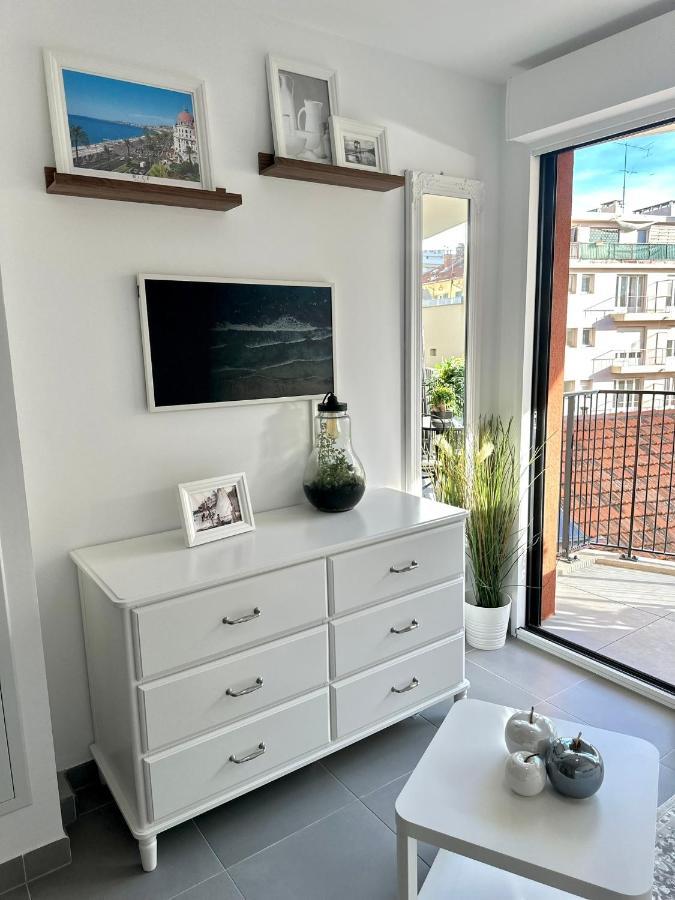Charmant Studio A Proximite Du Port De Nice Exterior photo